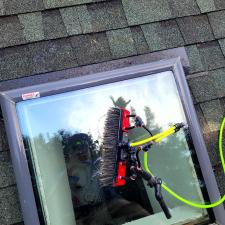 Roof-and-Gutter-Cleaning-House-Wash-and-Window-Cleaning-in-Poulsbo-WA-Kitsap-County 1